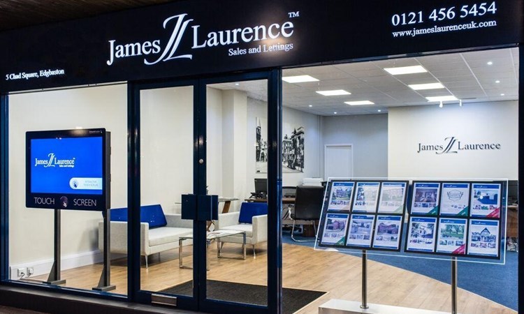 Top Advantages of LED Window Displays