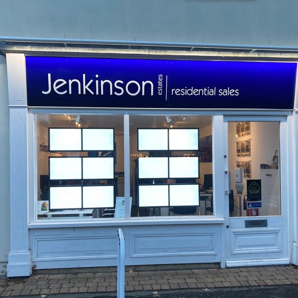 LED Window Displays | Kremer Displays